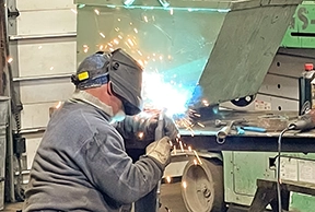 welding compactor service center